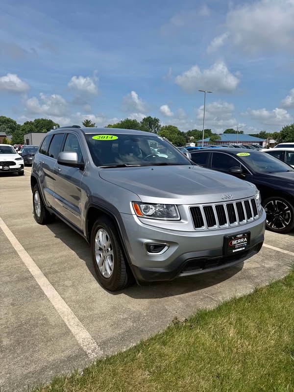 2014 Jeep Grand Cherokee - Laredo Sport Utility 4D