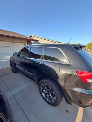 2012 Jeep Grand Cherokee - 5.7 overland 4x4