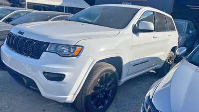 2019 Jeep Grand Cherokee - Laredo Sport Utility 4D