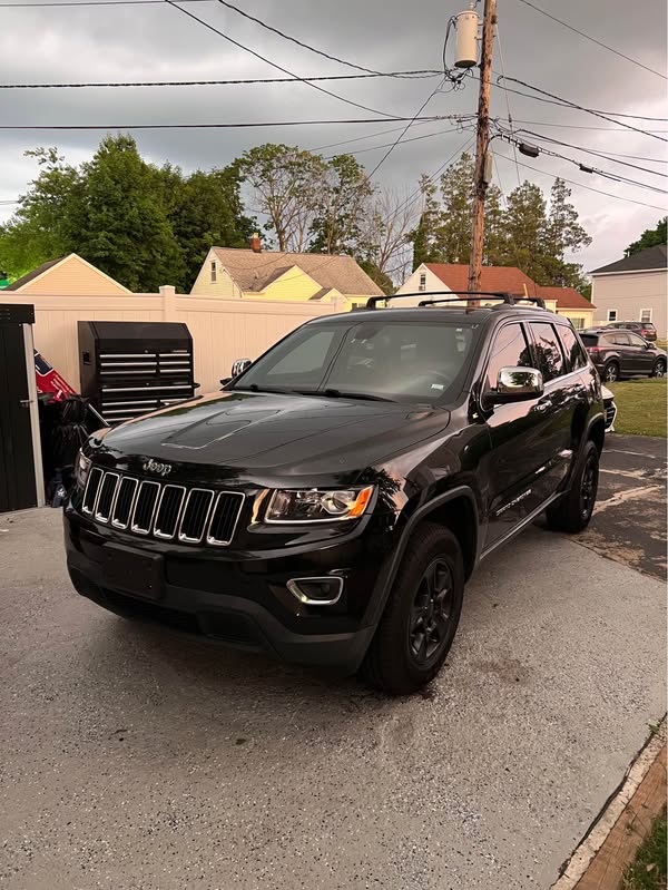 2014 Jeep Grand Cherokee - Laredo Sport Utility 4D