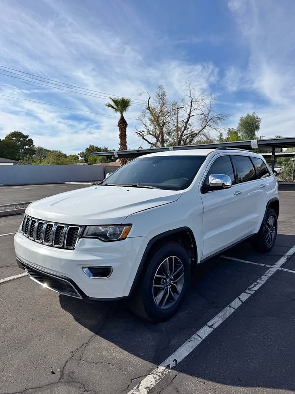 2017 Jeep Grand Cherokee - Limited Sport Utility 4D