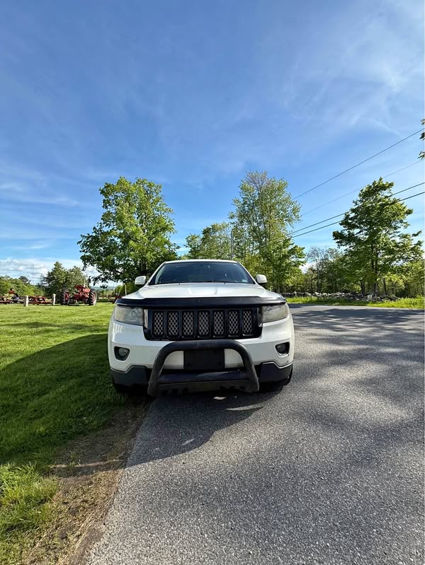2012 Jeep Grand Cherokee - Altitude Sport Utility 4D