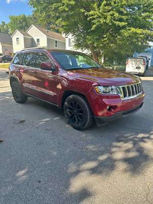 2011 Jeep Grand Cherokee - Laredo
