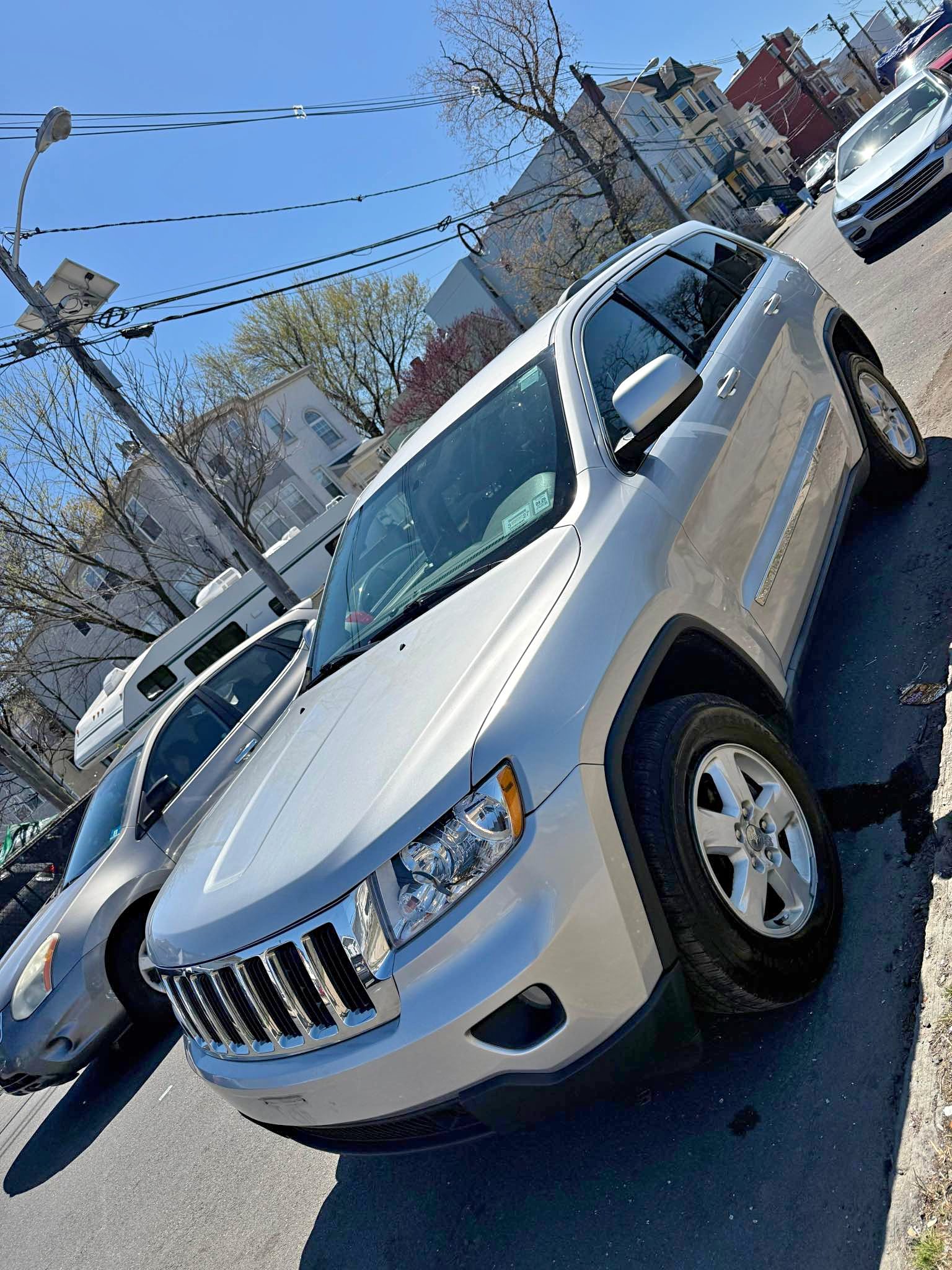 2011 Jeep Grand Cherokee - Laredo Sport Utility 4D