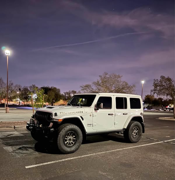 2022 Jeep Wrangler Unlimited - 392