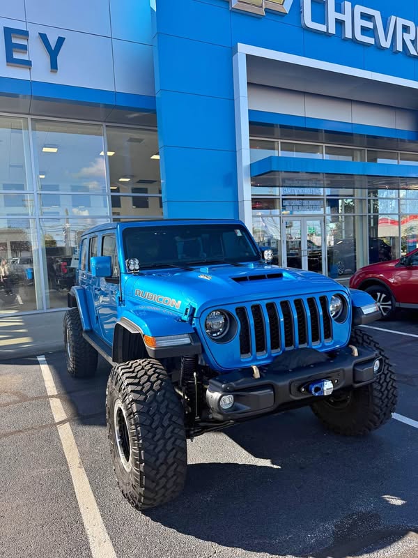 2023 Jeep WRANGLER Rubicon  - 392