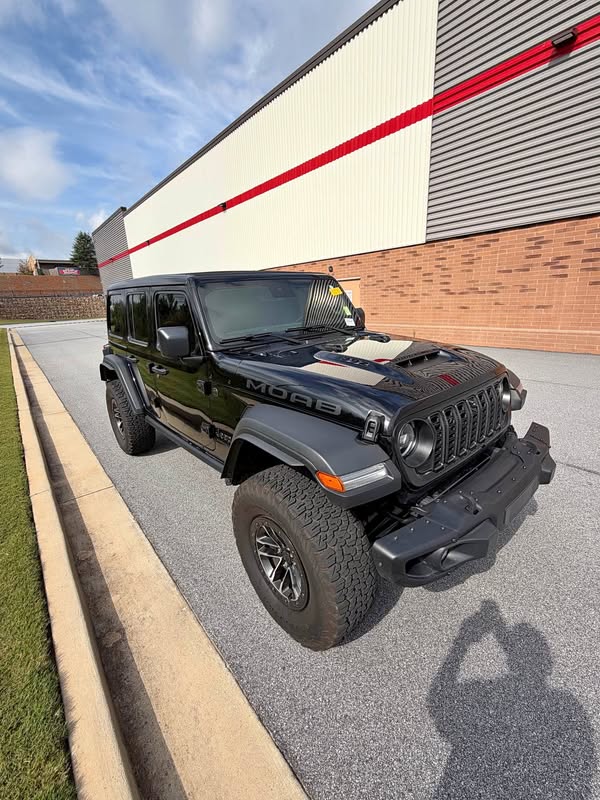 2026 Jeep Wrangler - Moab 392