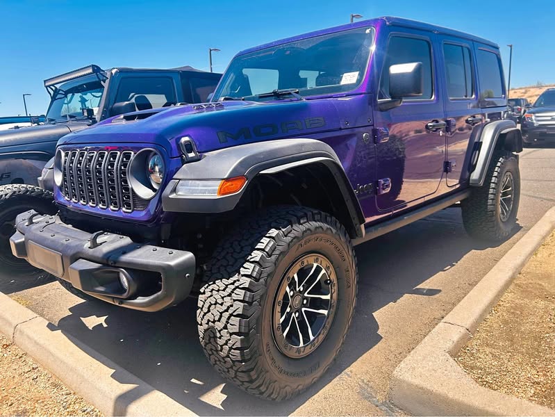2026 Jeep Wrangler - MOAB 392 (6.4L SRT HEMI V8)