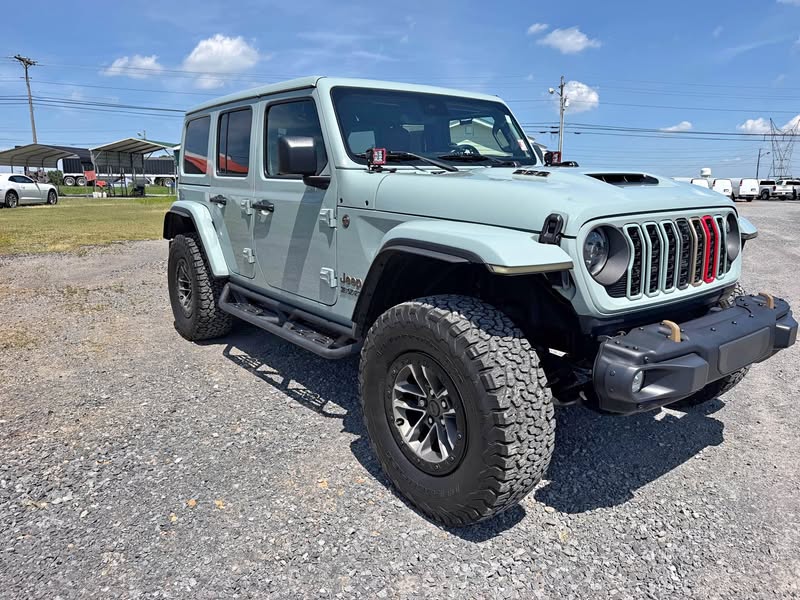 2024 Jeep Wrangler - 392