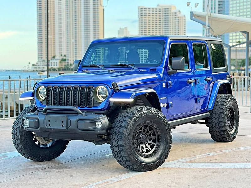 2018 Jeep Wrangler - Sahara Sport Utility 4D