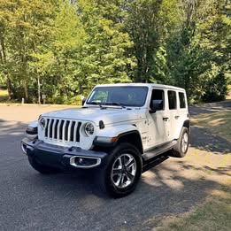 2020 Jeep Wrangler - Sahara