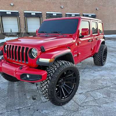 2018 Jeep Wrangler Unlimited - Sahara Altitude Sport Utility 4D