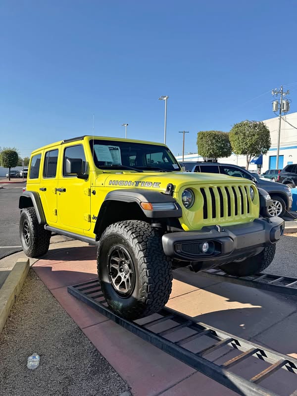 2023 Jeep Wrangler - Sport