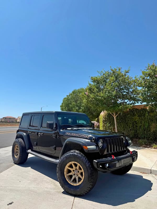 2018 Jeep Wrangler - Rubicon Sport Utility 4D
