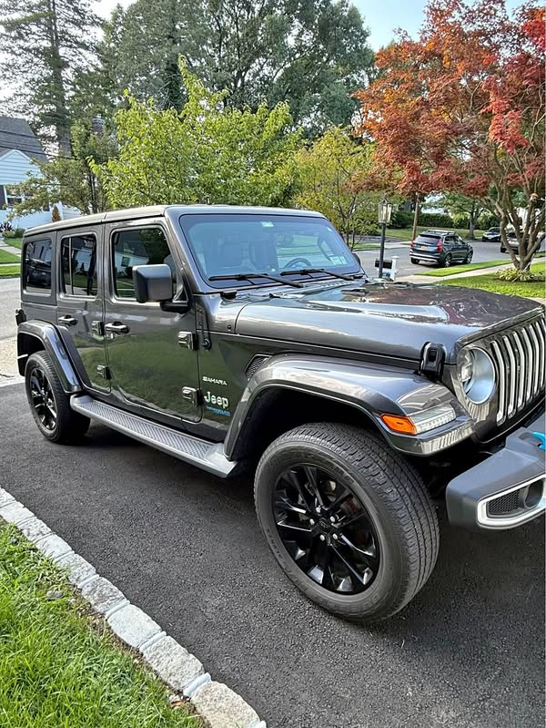 2022 Jeep Wrangler 4xe - Sahara 4xe Sport Utility 4D