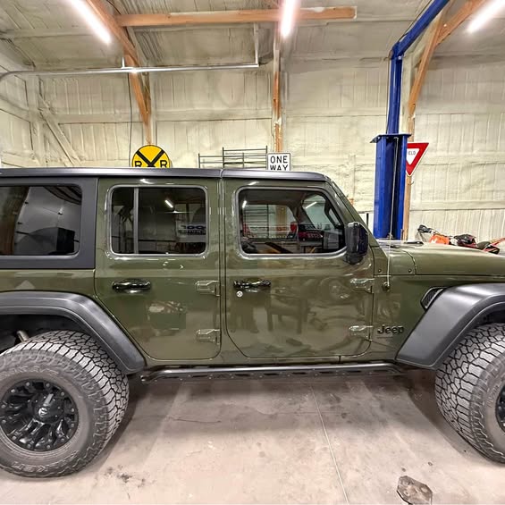 2021 Jeep Wrangler Unlimited - Sport S Sport Utility 4D