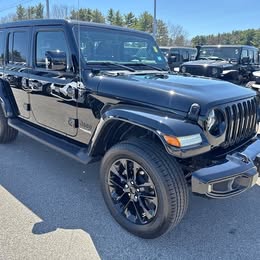 2022 Jeep Wrangler Unlimited Sahara High Altitude SUV