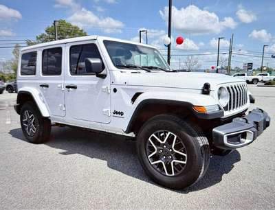 2025 Jeep Wrangler - Sahara