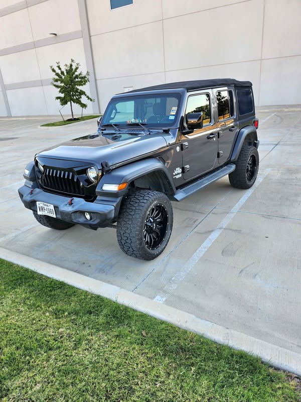 2018 Jeep Wrangler - Sahara Sport Utility 4D