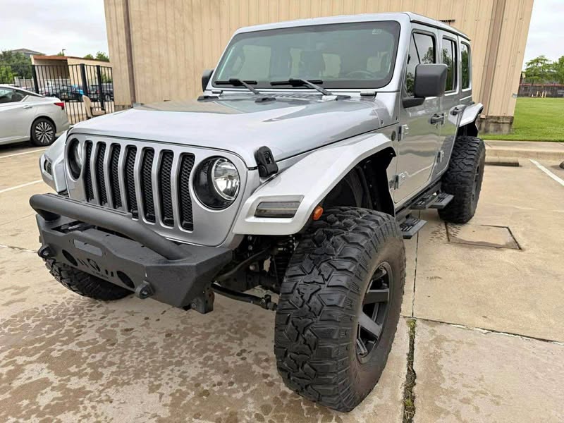 2020 Jeep Wrangler u limited Sahara