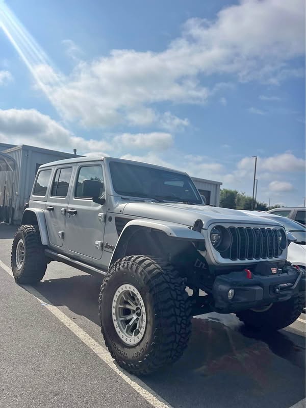 2024 Jeep Wrangler - RUBICON X
