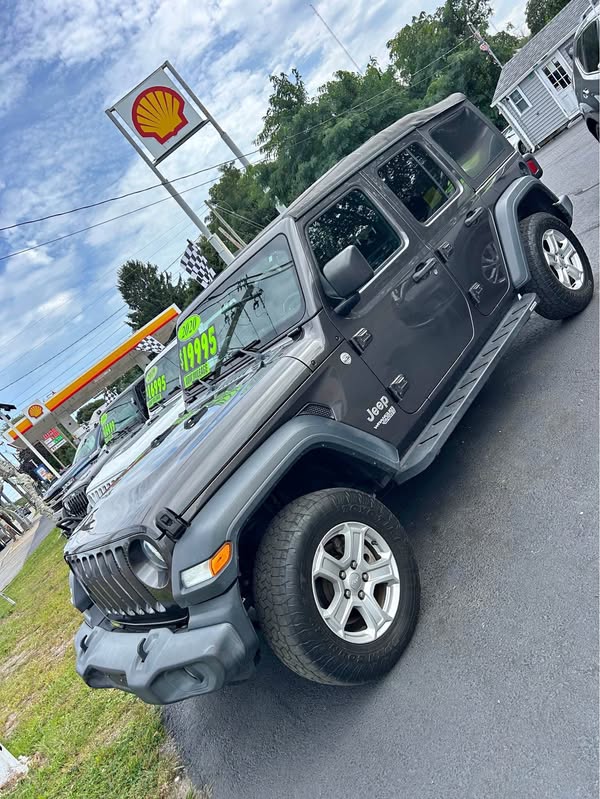 2020 Jeep Wrangler Unlimited - Sport SUV 4D