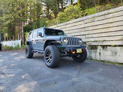 2022 Jeep Wrangler Unlimited Sahara Sport Utility 4D