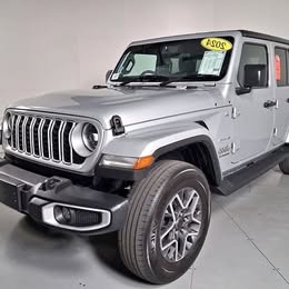 2024 Jeep Wrangler Sahara 4WD - PG4033