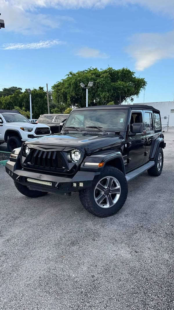 2019 Jeep Wrangler - Sahar