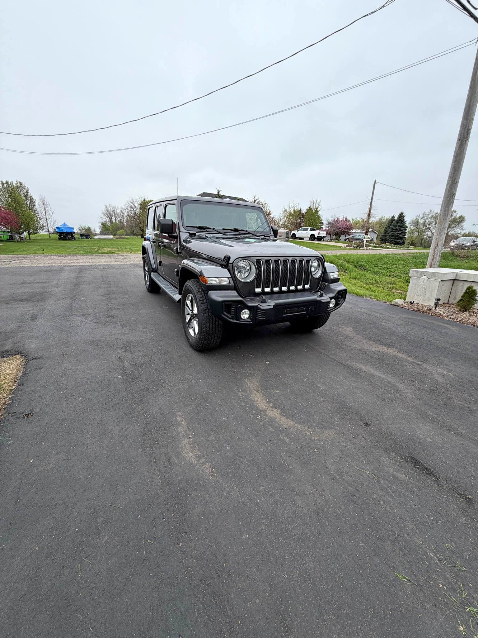 2018 Jeep Wrangler Unlimited - Sahara Sport Utility 4D