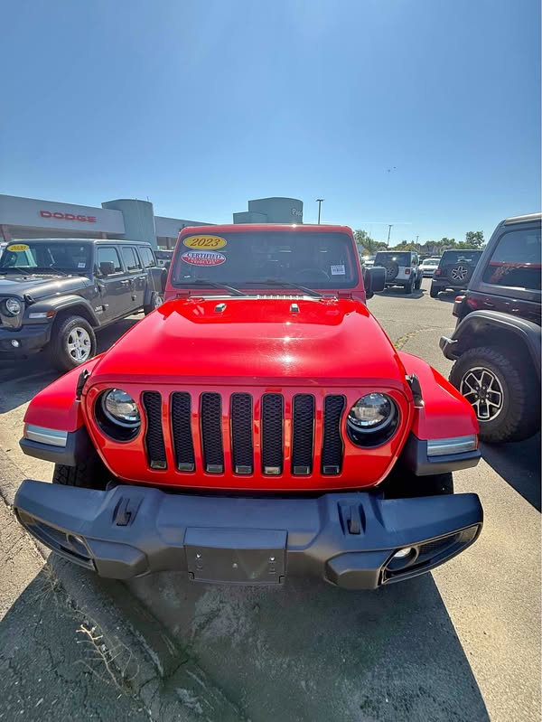 2023 Jeep Wrangler Altitude