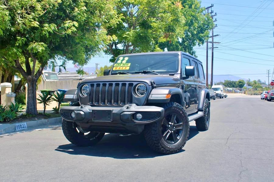 2022 Jeep Wrangler Unlimited - Sahara Sport Utility 4D