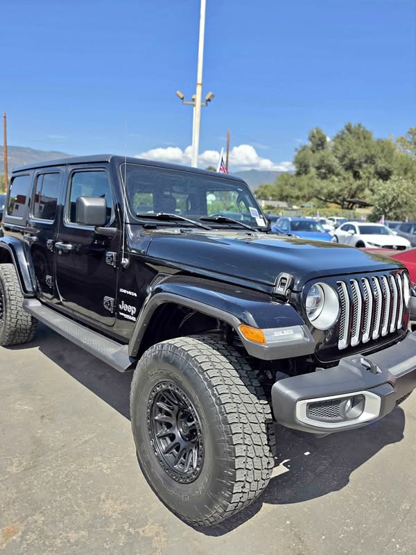 2021 Jeep Wrangler Unlimited - Sahara Sport Utility 4D