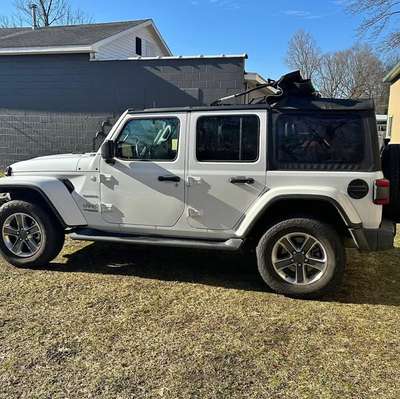 2020 Jeep Wrangler Unlimited - Sahara