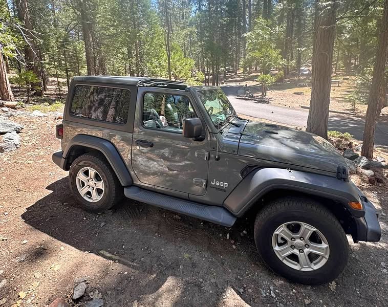 2019 Jeep Wrangler - \