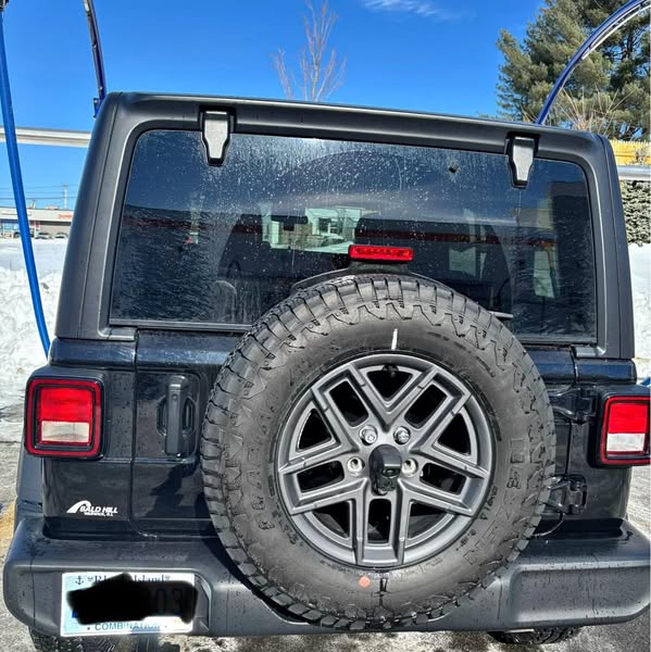 2025 Jeep Wrangler - Sport S Sport Utility 4D