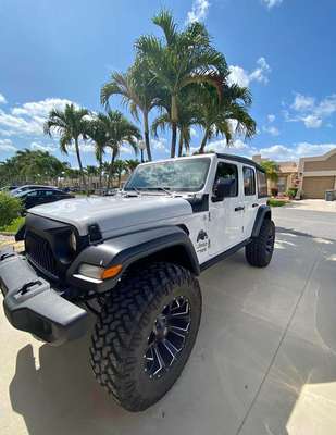 2020 Jeep Wrangler Unlimited - Sport