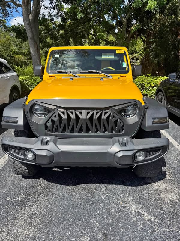 2021 Jeep Wrangler - Willys Sport Utility 2D