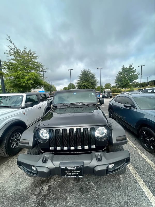 2022 Jeep Wrangler - Willys Sport Utility 4D