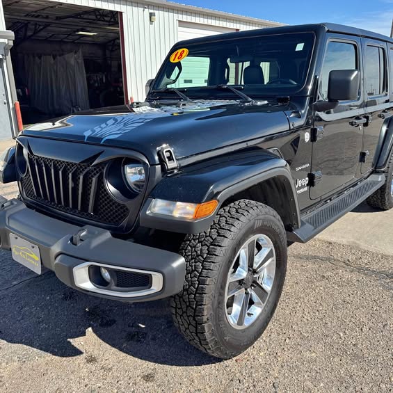 2018 Jeep Wrangler Unlimited - Sahara Sport Utility 4D