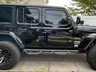 2022 Jeep Wrangler Unlimited - Sahara Sport Utility 4D