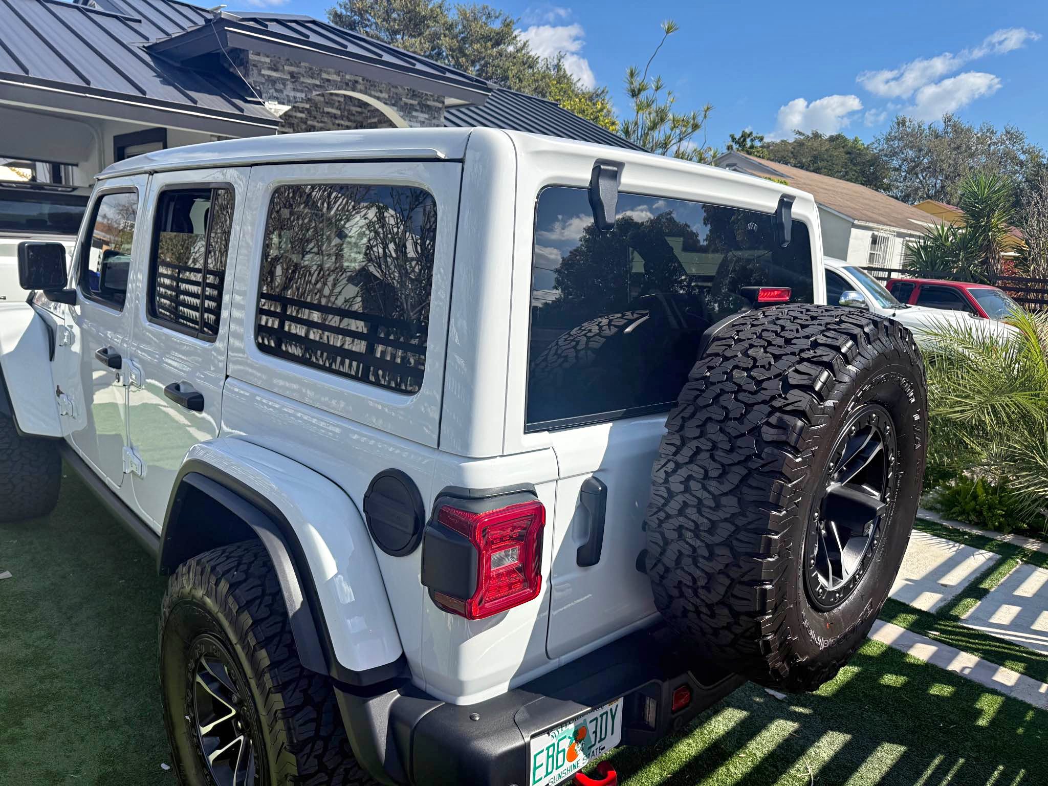 2025 Jeep Wrangler Unlimited - Rubicon Recon Sport Utility 4D