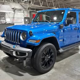 2022 Jeep wrangler unlimited sahara 4xe 4x4 4dr suv