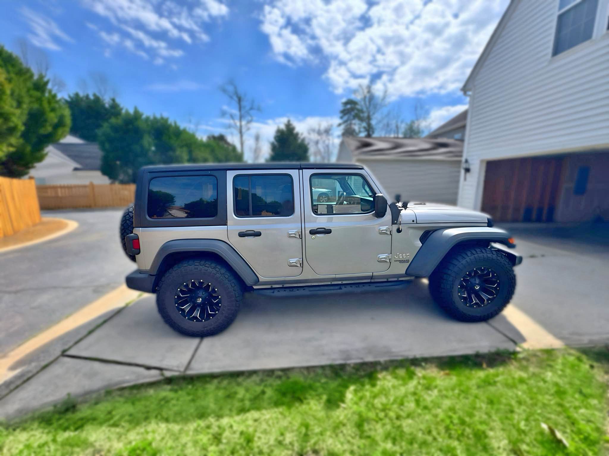 2020 Jeep Wrangler Unlimited - Sport SUV 4D