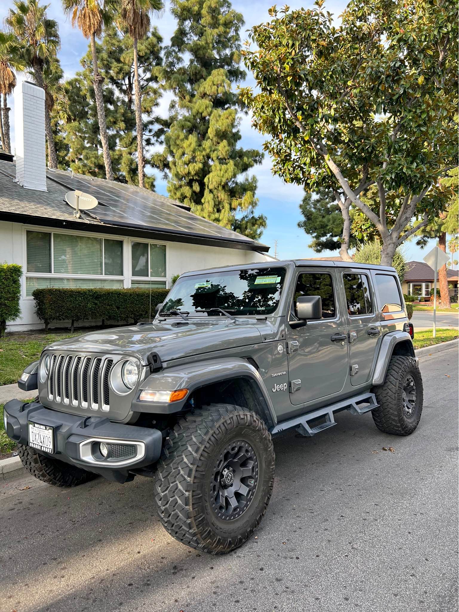 2018 Jeep Wrangler Unlimited - Sahara Sport Utility 4D