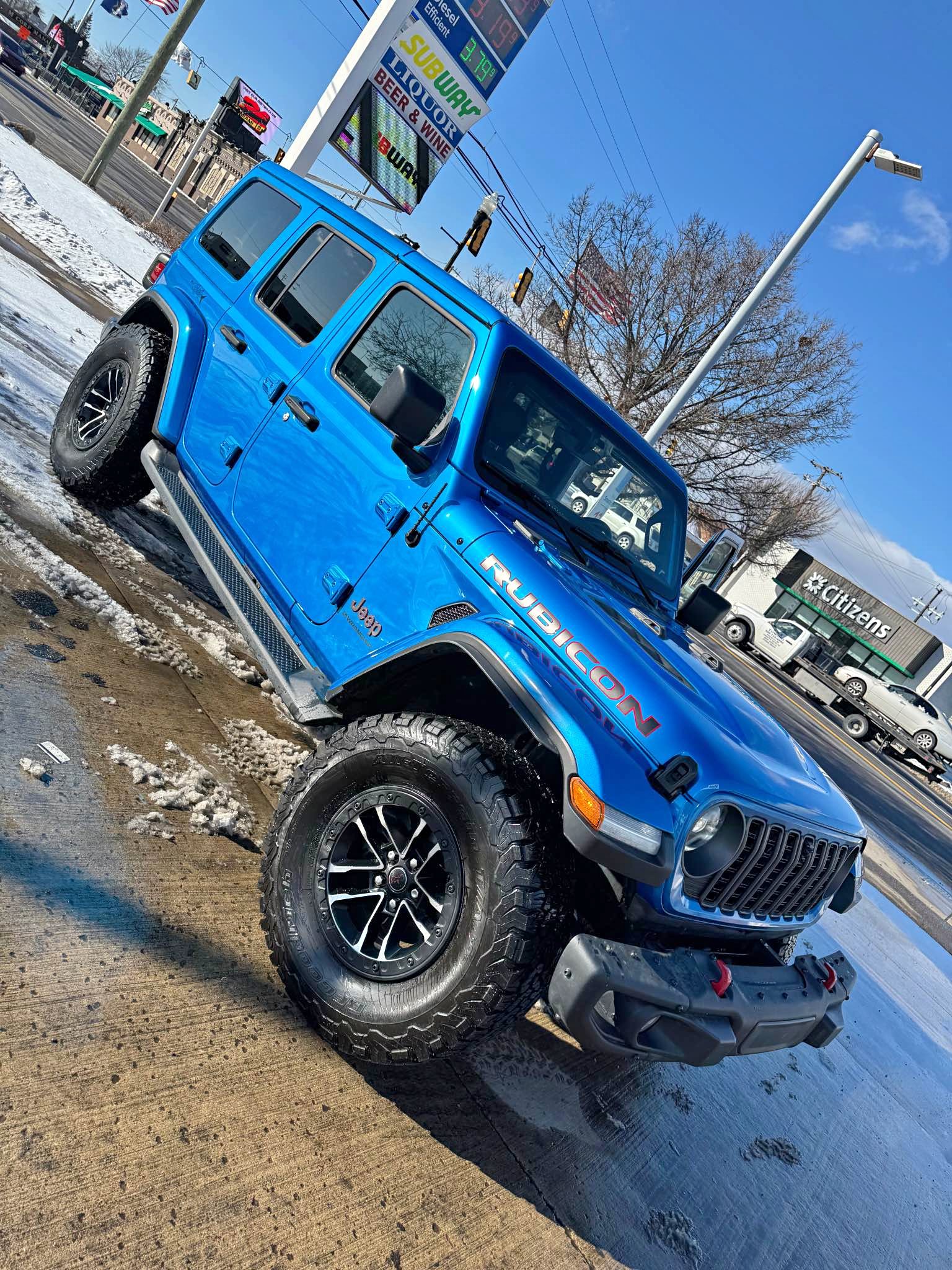 2022 Jeep Wrangler Unlimited - Sahara Altitude Sport Utility 4D