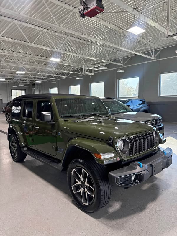 2024 Jeep Wrangler - Willys Sport Utility 4D