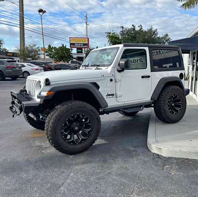 2024 Jeep Wrangler - \