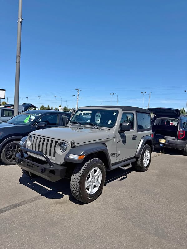 2021 Jeep Wrangler - Sport S