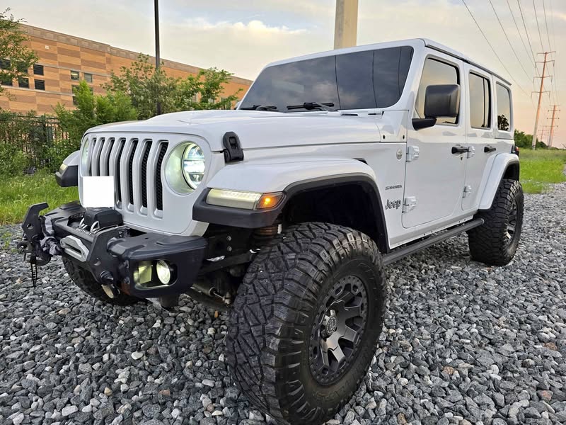 2018 Jeep Wrangler - Sahara Sport Utility 4D